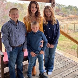 Meet your Posher, Amanda